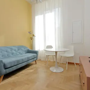 Apartment Take Me - Forum, Rom
