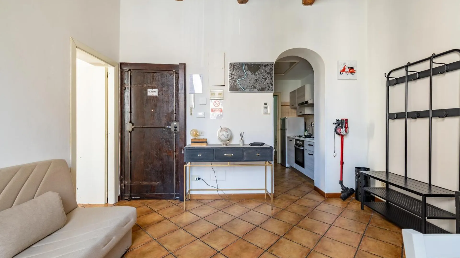 Smart Lodging Urban Rome Italy